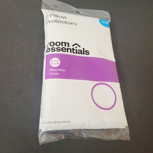 NWT 2 Pillow Protectors Room Essential Cover Standard King